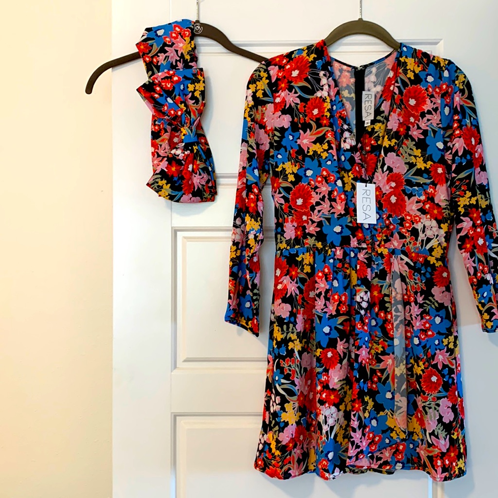 A Beautiful, Colorful, Floral Brand New W/Tags Attached Resa Dress In A Small
